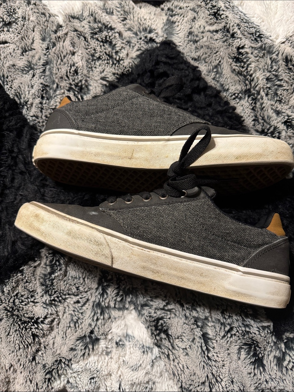 Vans Men's Low-Top Canvas Sneakers in Black with Cream Sole - Picture 3 of 4